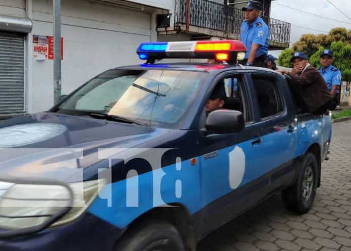 poli-dia Foto: Dianas en Nicaragua para celebrar 44 años de la Policía Nacional / TN8