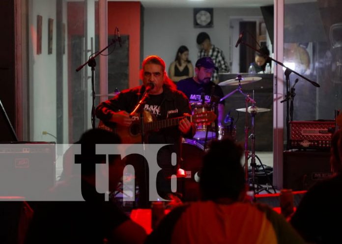 Foto: Circuito Rock FM con ISS75 y Raza Oculta / TN8