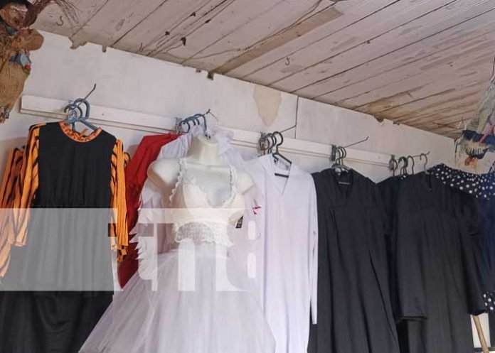 Accesorios creativos y cotonas a precios favorables en Masaya