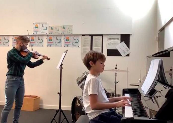 Milán hereda el talento musical de su madre Shakira y podría facturar con él