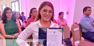Foto: Programas que fortalecen a la Mujer /TN8
