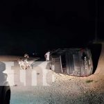 Camioneta de INATEC sufre vuelco en camino a Bilwi, conductor salió ileso
