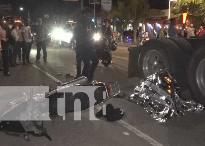 Trágico choque de motocicleta con cabezal en Estelí deja dos jóvenes sin vida