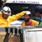 ¡Sujeto roba vehículo y termina estrellándose en plena vía pública en Somoto! Foto: ¡Sujeto roba vehículo y termina estrellándose en plena vía pública en Somoto!/TN8