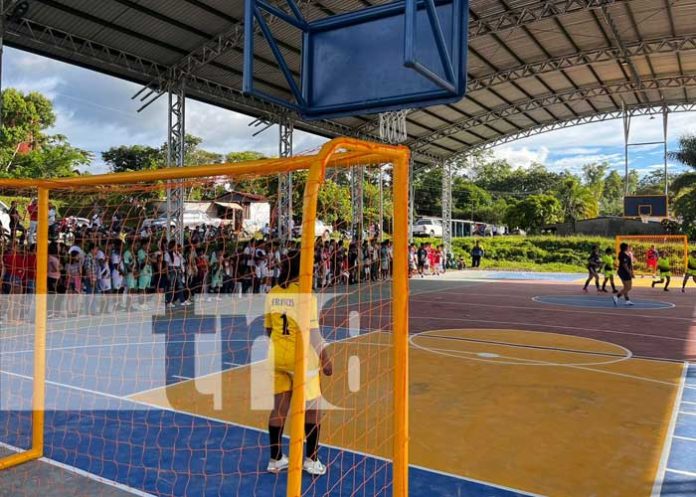 1 Foto:Inauguran la construcción de la cancha multiuso en la Libertad, Chontales / TN8