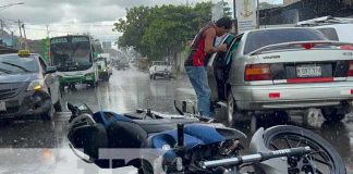Foto: Motociclista grave tras ser impactado por un taxi y luego por otro vehículo en Juigalpa / TN8