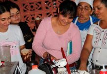 Foto: Protagonistas de Curso: Decoración de Pasteles, Santa Rosa del peñón/Cortesía
