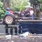 Foto: Vivo de pura casualidad tras quedar volcado en La Concha, Masaya / TN8