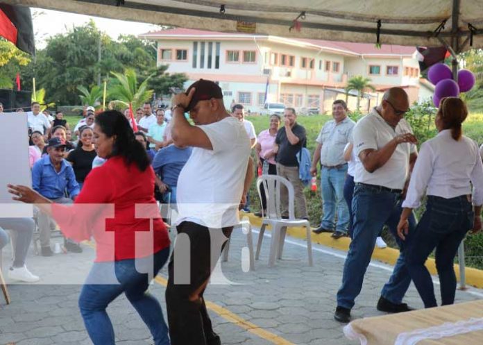Foto: ¡Mejorando condiciones! Pobladores de Siuna reciben 290 metros de calles / TN8