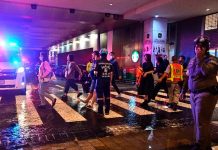 Al estilo «sicario» adolescente realiza tiroteo en un centro comercial en Tailandia Foto:dolescente realiza tiroteo en un centro comercial en Tailandia/Cortesía