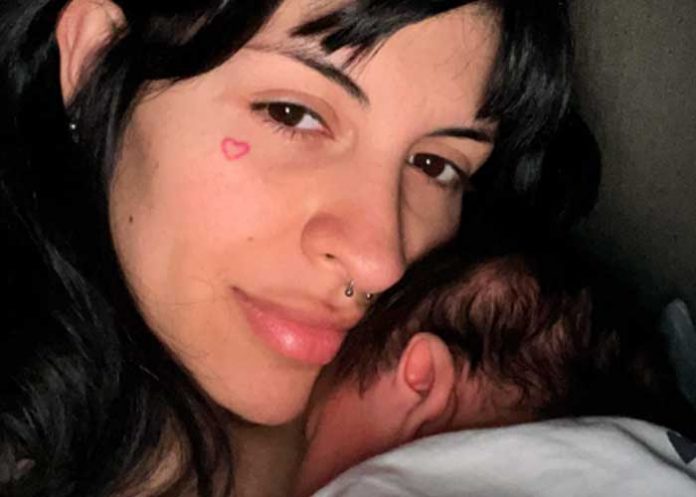 Foto: ¡Cazzu demuestra que la maternidad y la moda van de la mano!/Cortesía