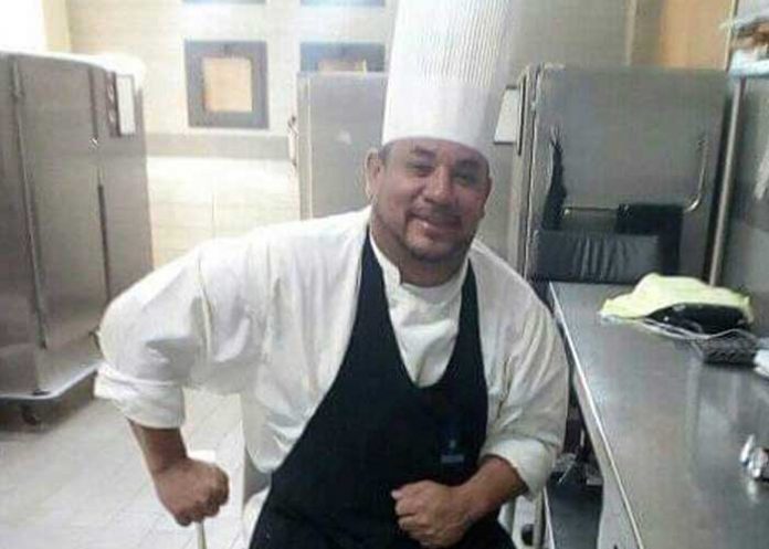 2 Conductor irresponsable atropella a chef reconocido y huye de la escena en Costa Rica