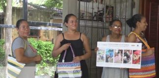 Foto: ¡Por amor a las tortugas! Mujeres se dedican al arte a través de las bolsas plásticas / TN8