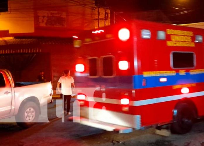 2 Foto: Obrero de la construcción muere tras recibir potente descarga eléctrica en el mercado Oriental/Tn8