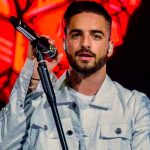 Maluma termina «manoseado» por fanática luego de un  concierto