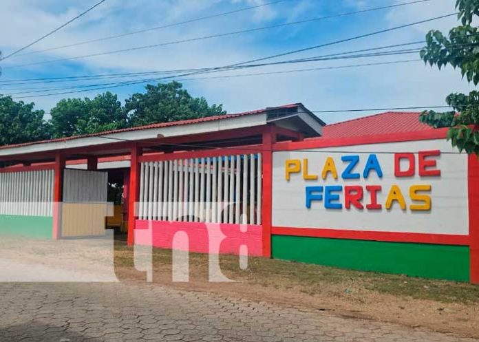 Foto: Recorrido por la plaza de ferias en Bilwi /cortesía