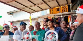 Foto: artículos navideños en el mercado Mayoreo /cortesía