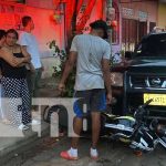Motociclista lesionado al impactar contra una camioneta estacionada en Juigalpa, Chontales Foto: Motociclista lesionado al impactar contra una camioneta estacionada en Juigalpa, Chontales/TN8