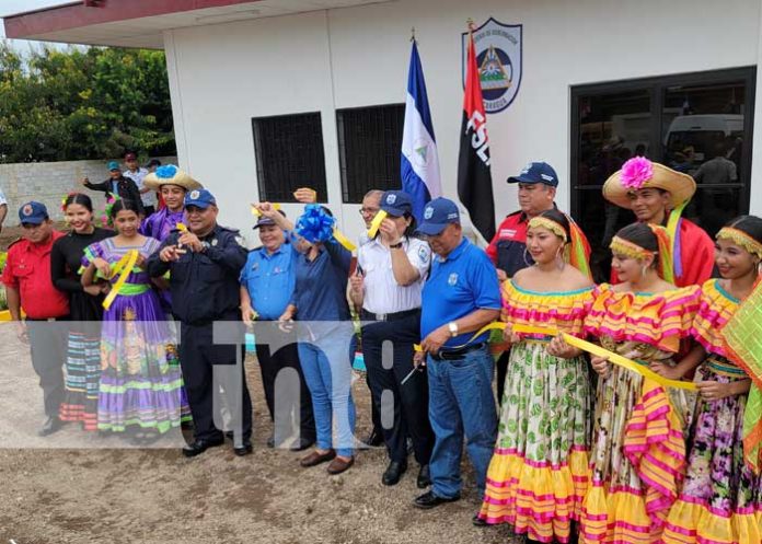 Foto: Granada estrena complejo del Ministerio de Gobernación y estación de bomberos 190/Tn8