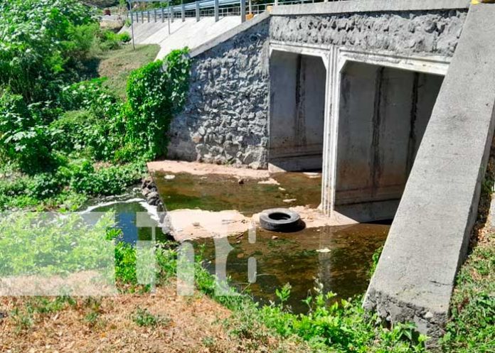 Foto: Lamentable suceso en Granada “Chempapé” Pone fin a su vida en el Puente Centroamérica/TN8