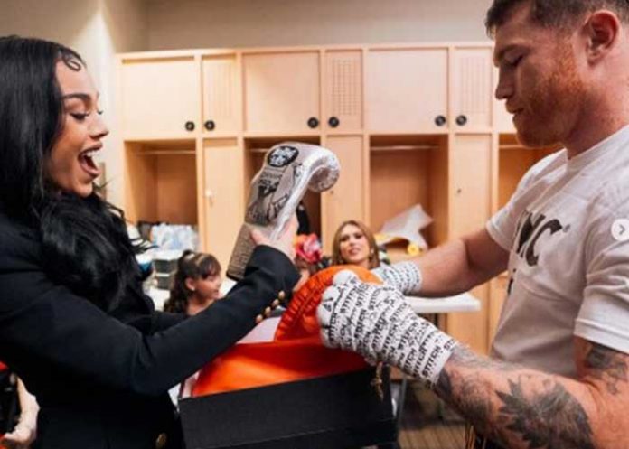 Foto: El éxito y la polémica: La actuación de Danna Paola en la pelea del Canelo Álvarez/Cortesía