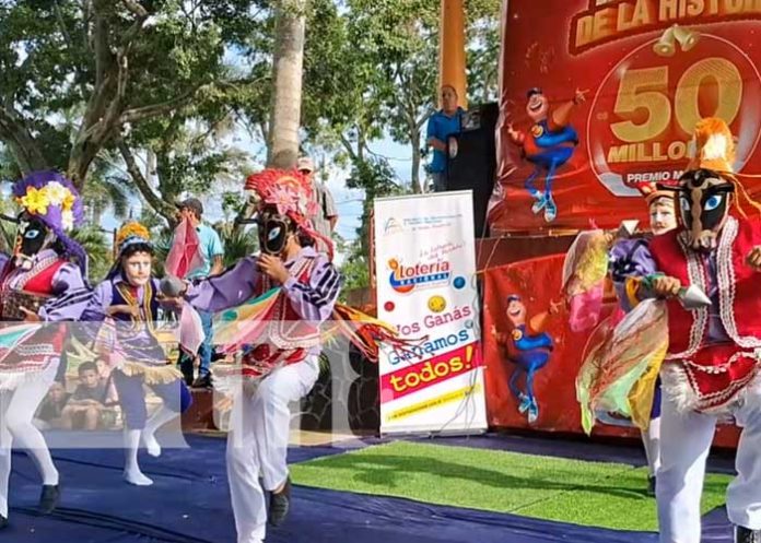 5 Foto: ¡Carazo se llena de emoción con el lanzamiento del sorteo navideño!/TN8