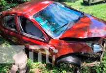 ¡Alcohol al volante! Irrespeto a las leyes de tránsito causa accidente en Granada Foto: ¡Alcohol al volante! Irrespeto a las leyes de tránsito causa accidente en Granada/TN8