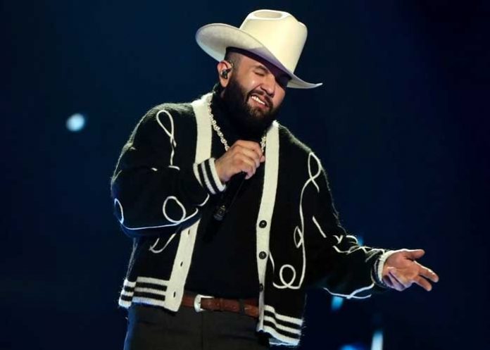 WhatsApp Image 2023-10-13 at 10.55.45 AM Duelo de Karaoke, la dinámica de Mañaneros que busca al fan de Carin León