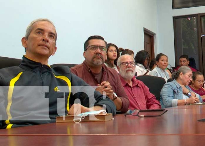 MINED aportando a un mejor desarrollo de los estudiantes