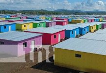 Llaves de nuevo hogar para 300 familias de «Caminos del Río», en Managua Foto: Entregan primeras casas del proyecto "Caminos del Río" en Managua / TN8