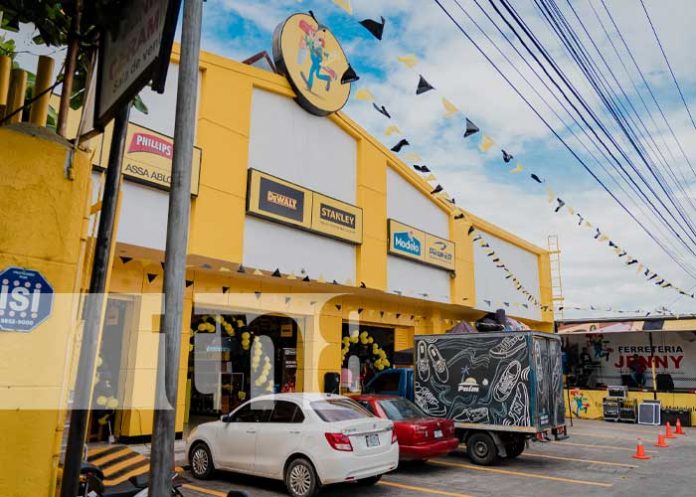 fere-1 Foto: Aniversario de Ferretería Jenny / TN8