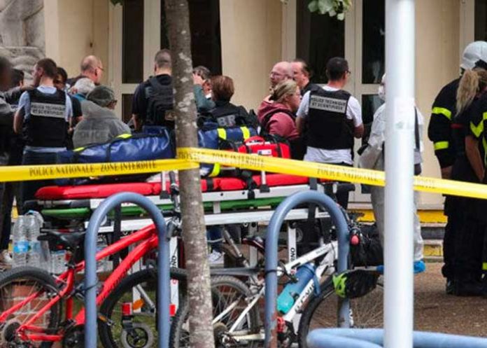 Profesor muerto por ataque con cuchillo en Francia