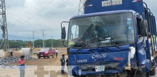 Foto: Accidente con camión de gaseosas en Ciudad Sandino / TN8