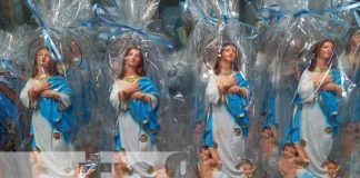 Foto: Productos de La Purísima y Navidad abundan en comercios de Managua / TN8