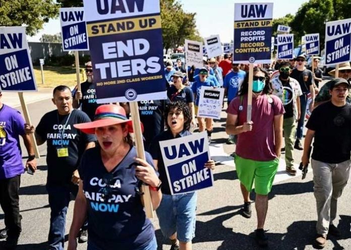 Foto: Huelga del sector automotriz en EEUU