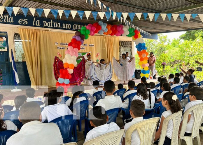 mend-03 Foto: Celebración en Nicaragua del Día Internacional del Maestro / TN8