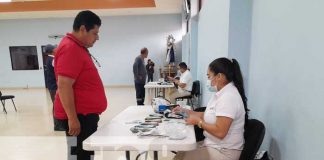 Foto: Pago de salario de noviembre para trabajadores del MINED Nicaragua / TN8