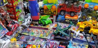 Foto: Variedad de productos navideños en mercados de Managua / TN8