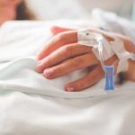 Niña de 12 en coma por usar vapeadores en Irlanda