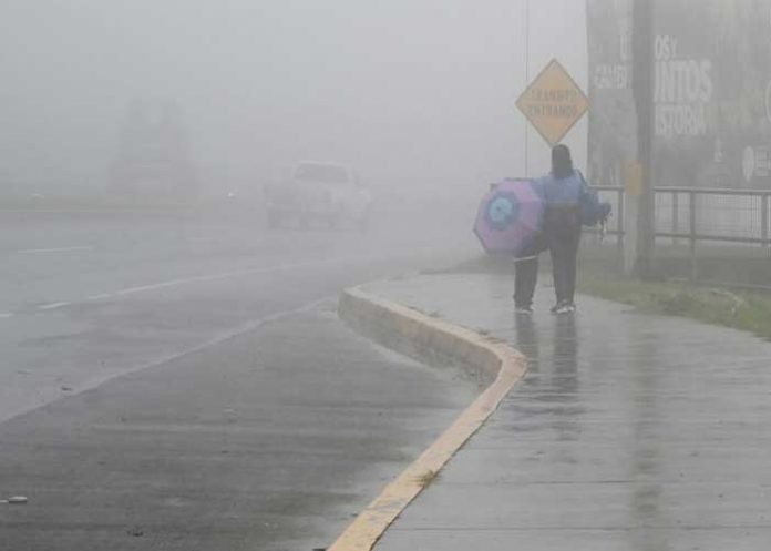Centro Nacional de Huracanes monitorea la formación de nuevo ciclón