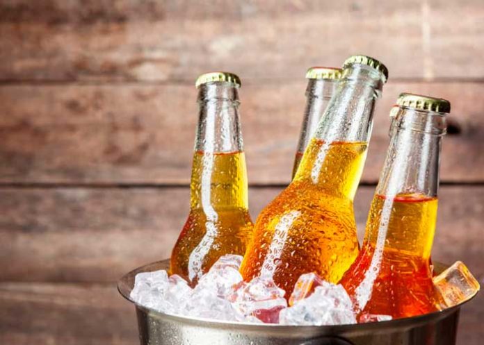 Foto: ¡Relación tóxica! Una joven atropella a su novio por beber unas chelas con su amigo/Cortesía