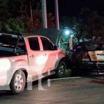 Noche de fuertes accidentes en Managua: Cuantiosos daños y lesionados de gravedad Foto: Noche de fuertes accidentes en Managua: Cuantiosos daños y lesionados de gravedad / TN8