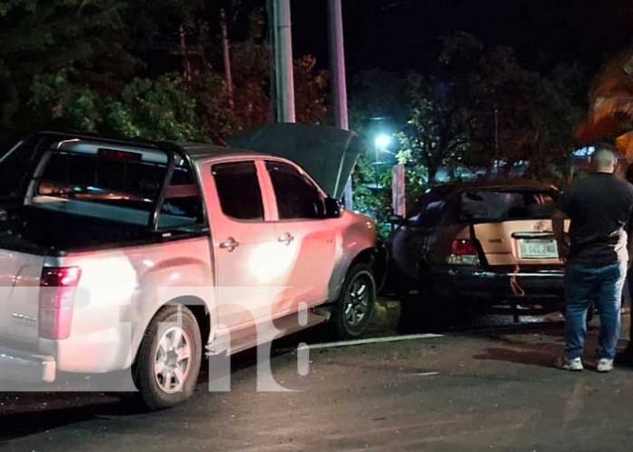 1 Foto: Noche de fuertes accidentes en Managua: Cuantiosos daños y lesionados de gravedad / TN8