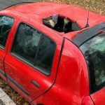 ¡De no creer! Supuesto meteorito cae sobre un carro en Francia ¡De no creer! Supuesto meteorito cae sobre un carro en Francia