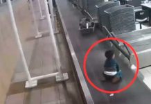 Niño se desliza por la banda de equipaje de un aeropuerto Foto: Lograron sacar al niño rápidamente /cortesía