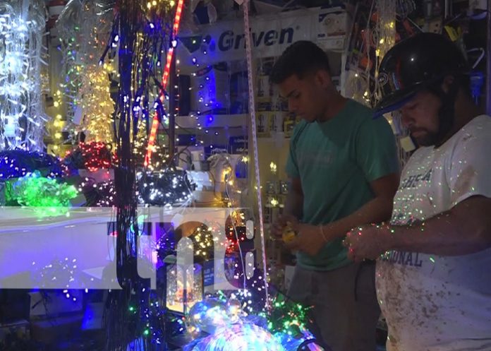 Foto: ¡Optimistas! Comerciantes rivenses auguran excelentes ventas durante estas fechas especiales / TN8