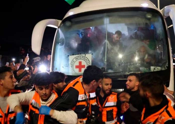 Liberación de 42 Prisioneros Palestinos y 14 Rehenes Israelíes