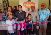 Foto: ¡Leoneses disfrutan de la exposición del documental Condorito! Historieta cómica Chilena/TN8