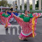 Avenida de Bolívar a Chávez reúne a las familias en amor, paz y tradición popular Foto: Avenida de Bolívar a Chávez reúne a las familias en amor, paz y tradición popular / TN8