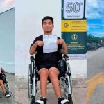 México: Joven con discapacidad es multado por estacionarse en un sitio reservado Foto: Abuso en México  /cortesía
